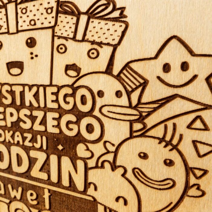 Drewniane pudełko urodzinowe na 18 20 30 40 lub 50 urodziny z ozdobnym grawerem