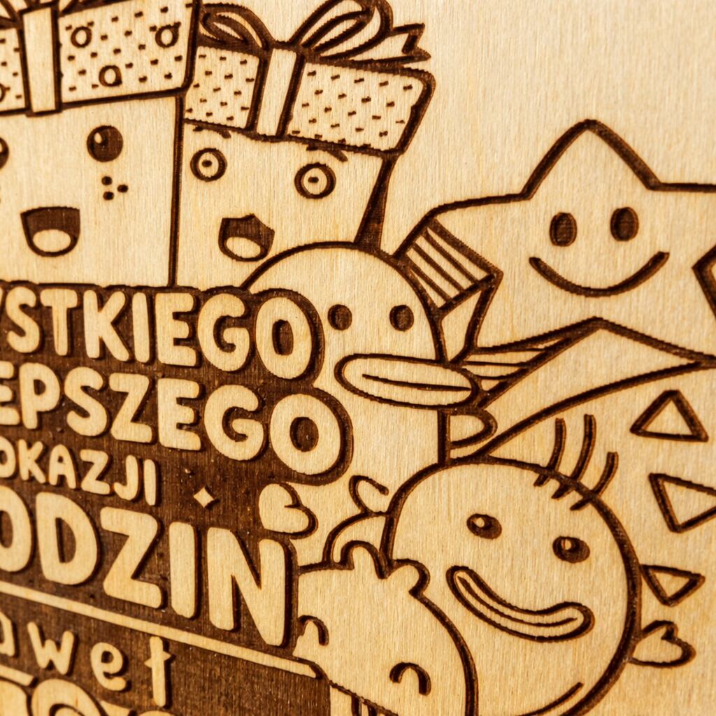 Drewniane pudełko urodzinowe na 18 20 30 40 lub 50 urodziny z ozdobnym grawerem