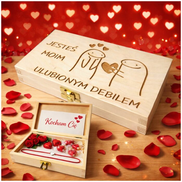 drewniane pudełko z grawerem prezent